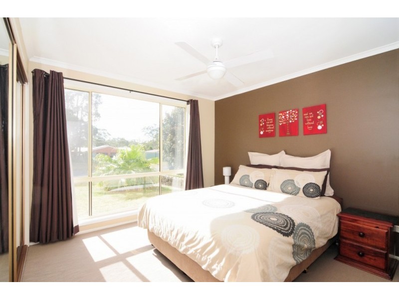 24 June Avenue, Basin View NSW 2540