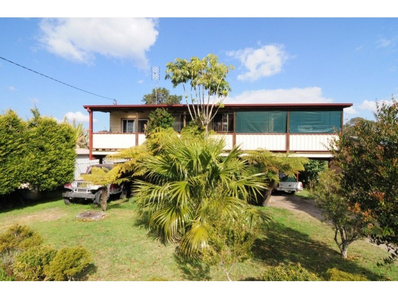18 Audrey Avenue, Basin View NSW 2540