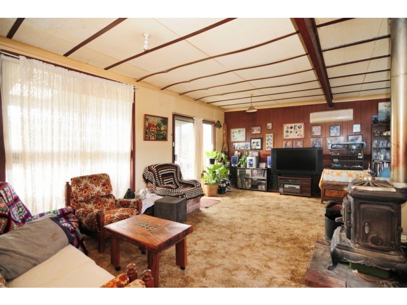 18 Audrey Avenue, Basin View NSW 2540