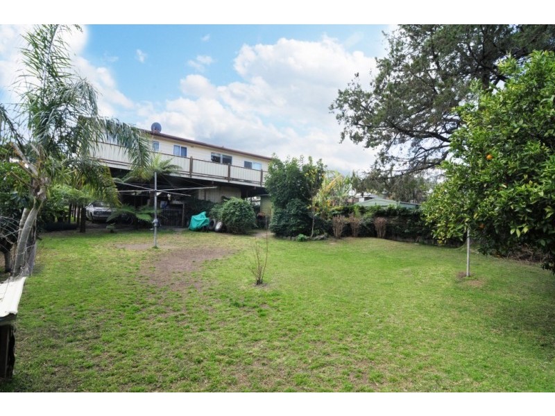 18 Audrey Avenue, Basin View NSW 2540