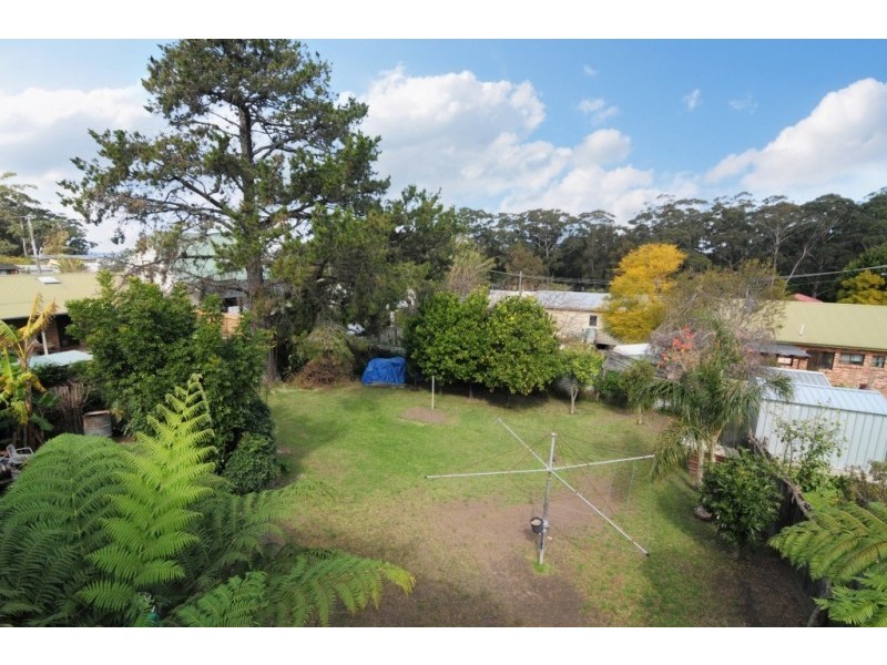 18 Audrey Avenue, Basin View NSW 2540