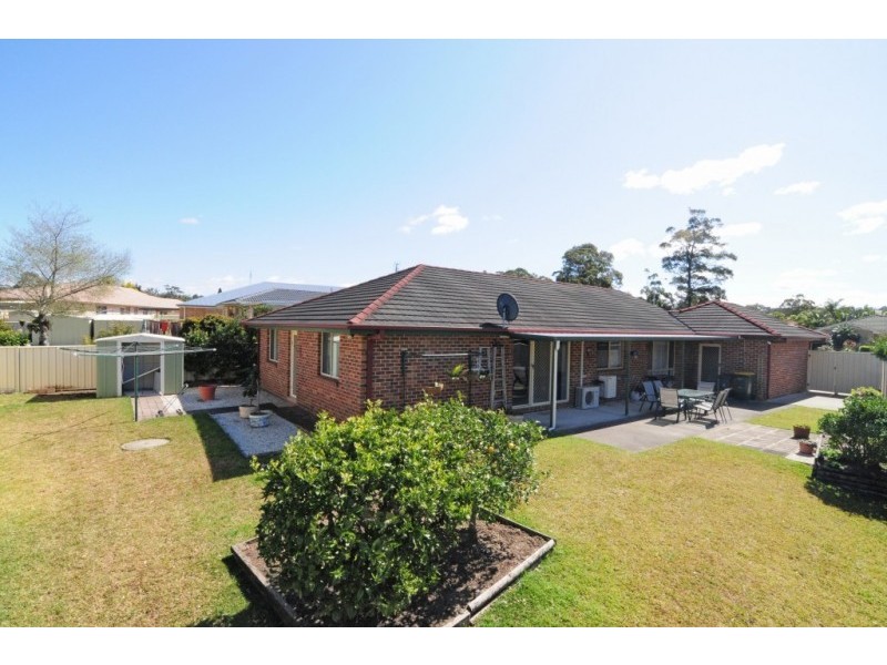 40 Cammaray Drive, St Georges Basin NSW 2540