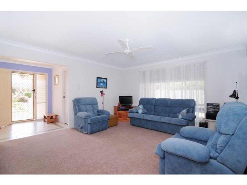 40 Cammaray Drive, St Georges Basin NSW 2540