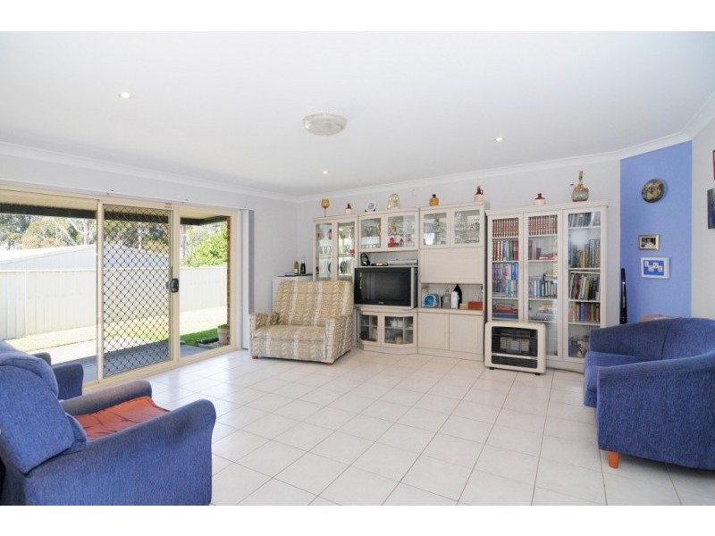 40 Cammaray Drive, St Georges Basin NSW 2540