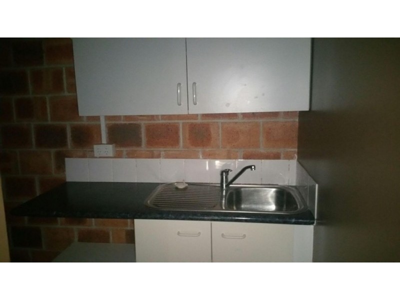 Shop 5/1 Tallyan Point Road, Basin View NSW 2540