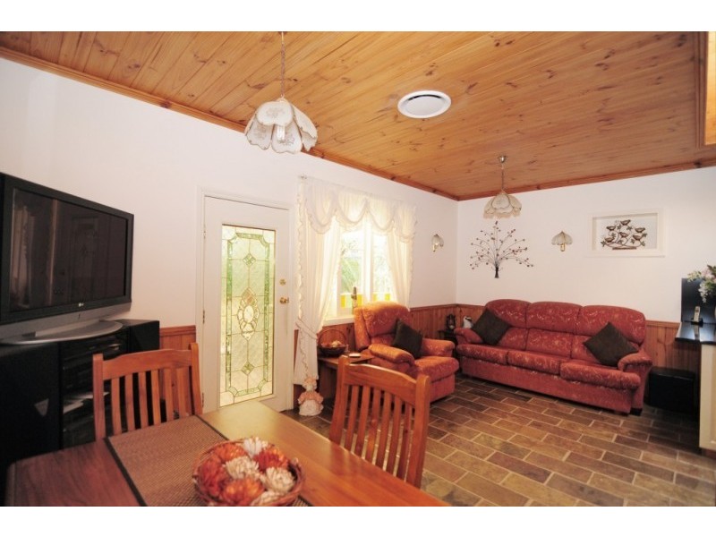 16 Macleans Point Road, Sanctuary Point NSW 2540