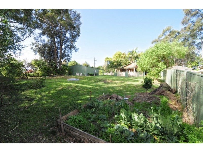 4 Pine Forest Road, Tomerong NSW 2540