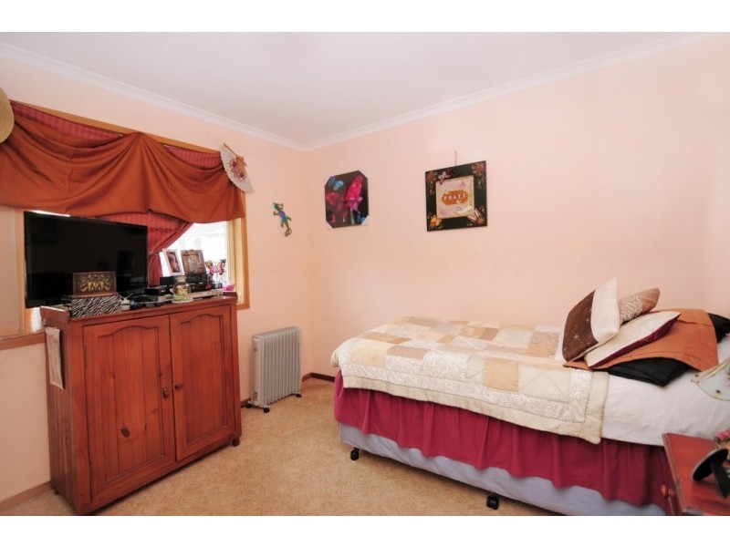 24 Roulstone Crescent, Sanctuary Point NSW 2540