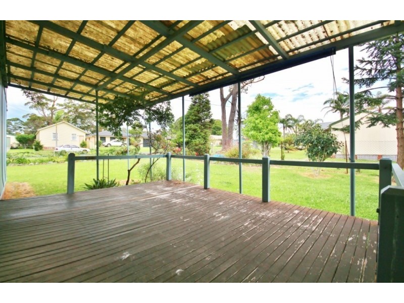 11 First Avenue, Erowal Bay NSW 2540