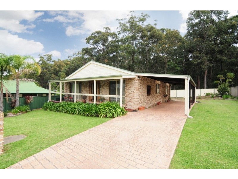 13 Moroney Avenue, St Georges Basin NSW 2540