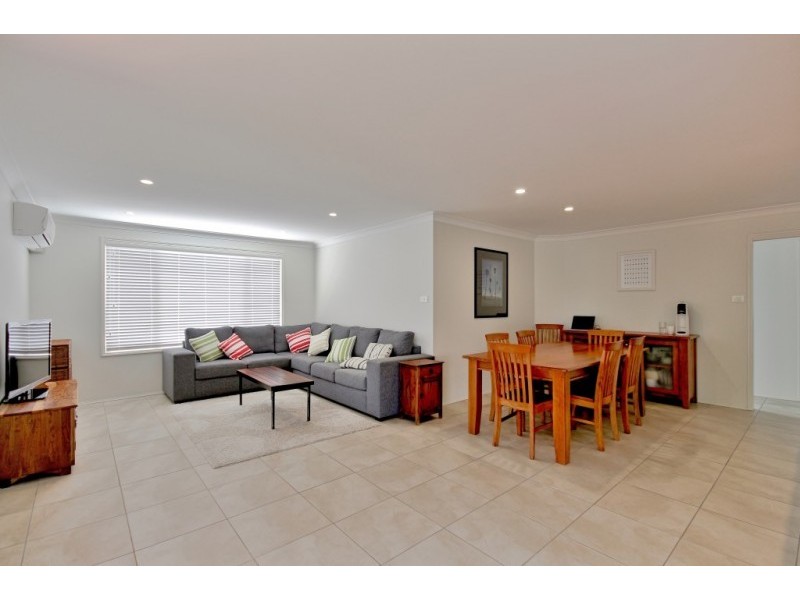 7 Raven Close, Vincentia NSW 2540