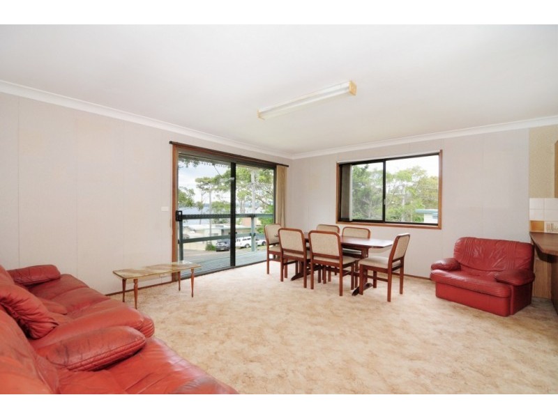 36 Walmer Avenue, Sanctuary Point NSW 2540