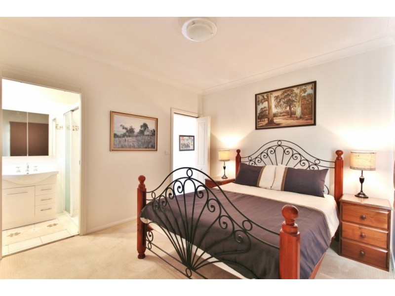 16 Gibson Crescent, Sanctuary Point NSW 2540