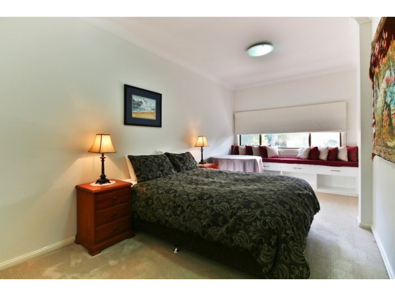 16 Gibson Crescent, Sanctuary Point NSW 2540