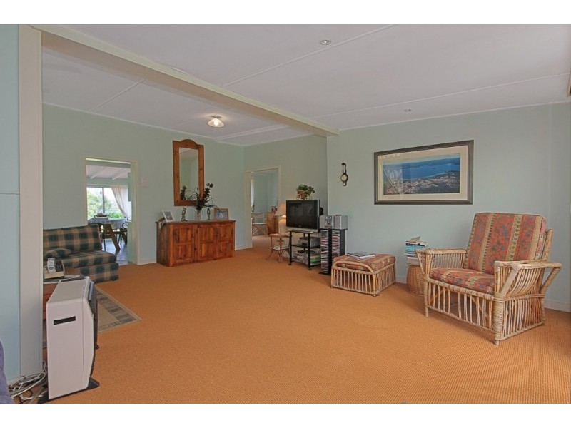 23 Deane Street, St Georges Basin NSW 2540