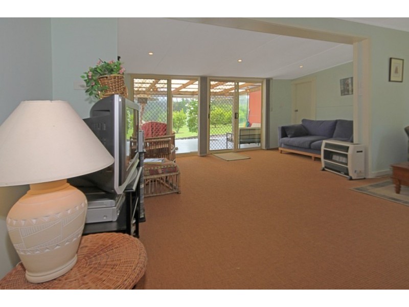 23 Deane Street, St Georges Basin NSW 2540