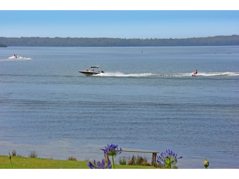 23 Deane Street, St Georges Basin NSW 2540