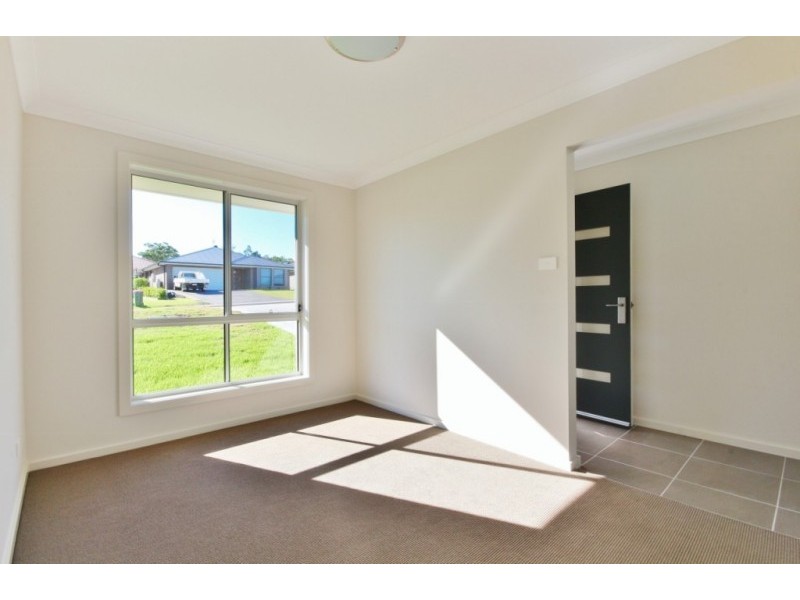 18a Hewitt Avenue, St Georges Basin NSW 2540