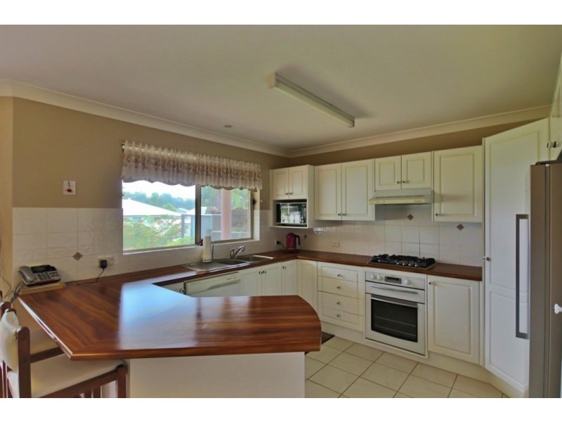 17 Tahnee Street, Sanctuary Point NSW 2540