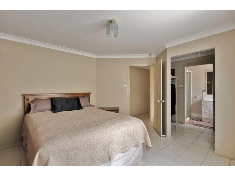 17 Tahnee Street, Sanctuary Point NSW 2540