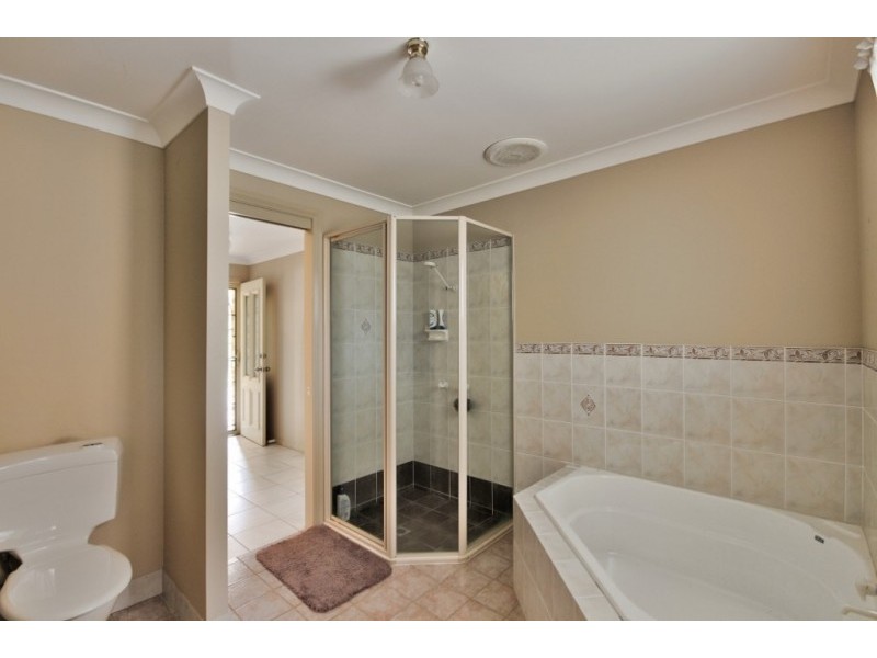 17 Tahnee Street, Sanctuary Point NSW 2540