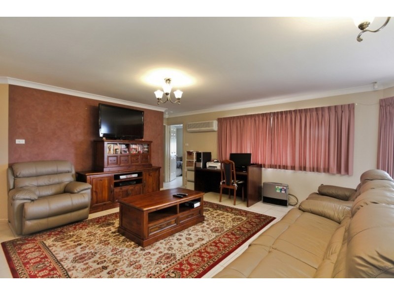 17 Tahnee Street, Sanctuary Point NSW 2540