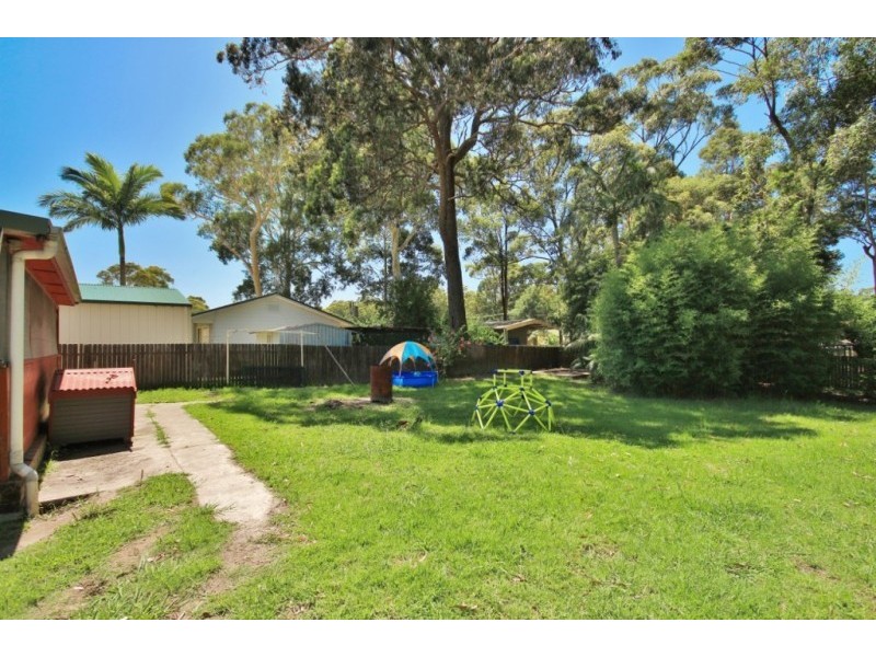 4 Tibbles Avenue, Old Erowal Bay NSW 2540