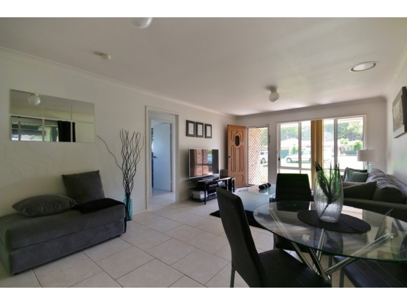 6 Moroney Avenue, St Georges Basin NSW 2540