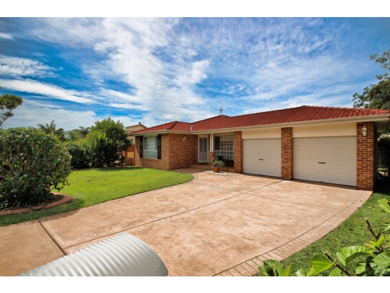 24 Claylands Drive, St Georges Basin NSW 2540