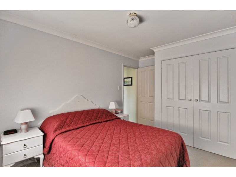 24 Claylands Drive, St Georges Basin NSW 2540