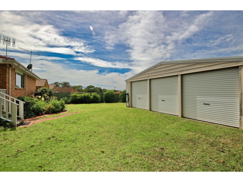 24 Claylands Drive, St Georges Basin NSW 2540