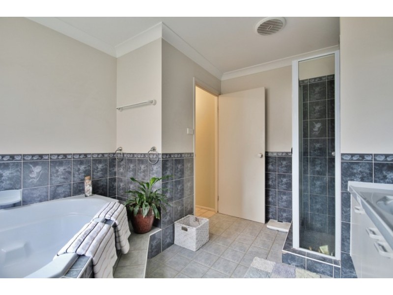 29 Fitzpatrick Street, Old Erowal Bay NSW 2540