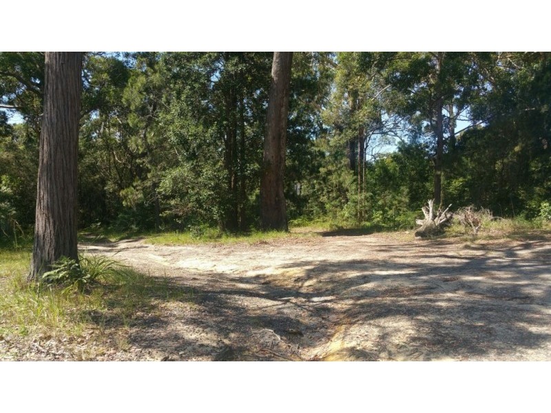 21 Reserve Road, Basin View NSW 2540
