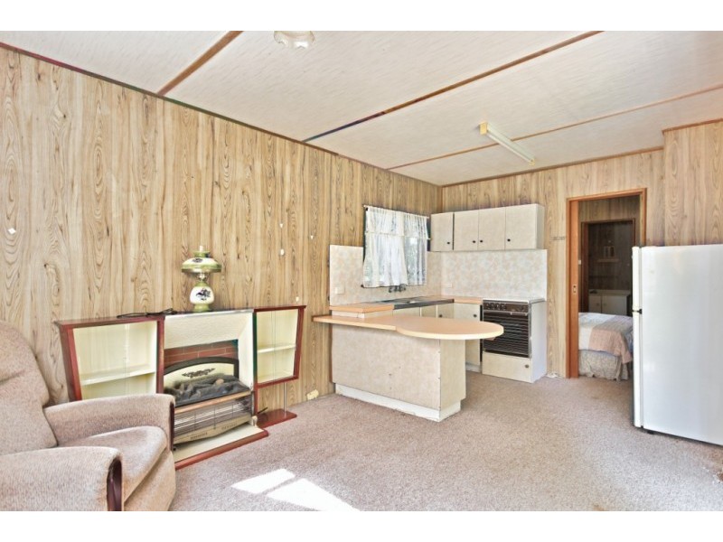 21 River Road, Sussex Inlet NSW 2540