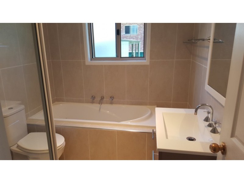 33 Mountain Street, Sanctuary Point NSW 2540