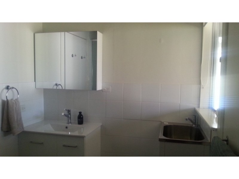 33 Kingsford Smith Crescent, Sanctuary Point NSW 2540