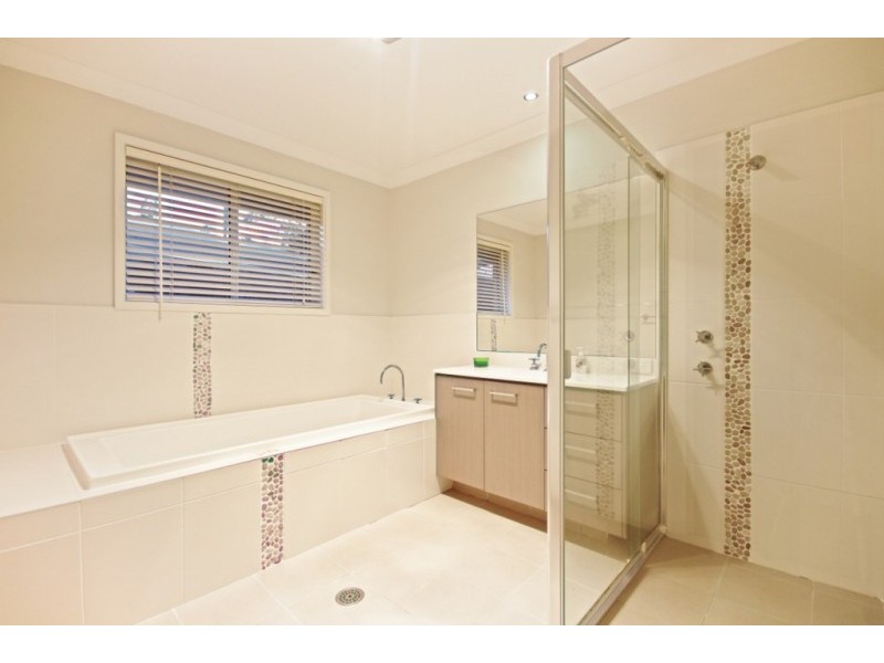 6 Bayswood Avenue, Vincentia NSW 2540