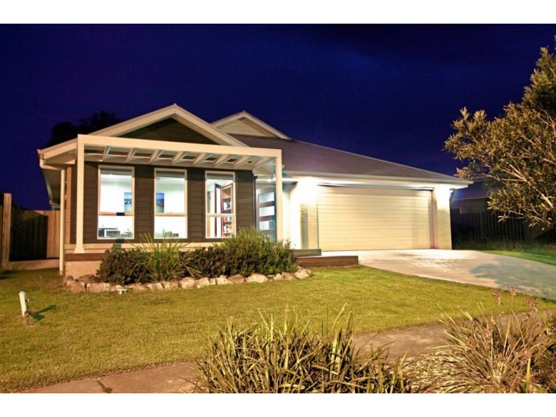 6 Bayswood Avenue, Vincentia NSW 2540