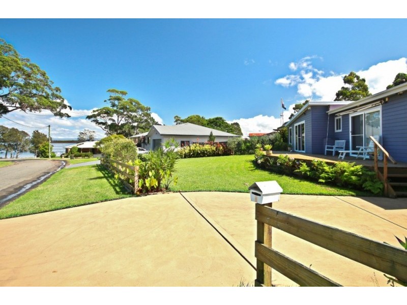 2 Graham Avenue, St Georges Basin NSW 2540