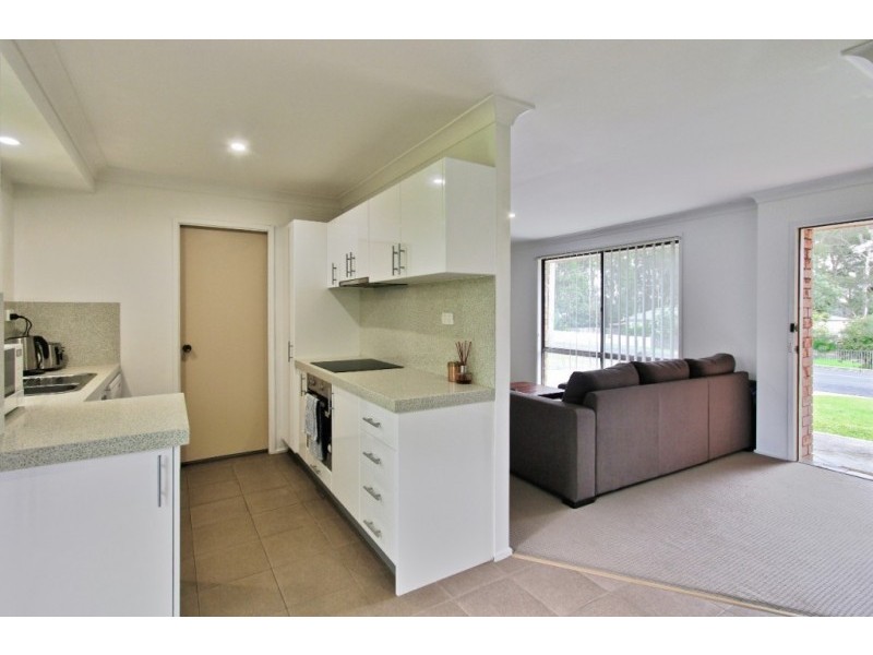 68 Walmer Avenue, Sanctuary Point NSW 2540