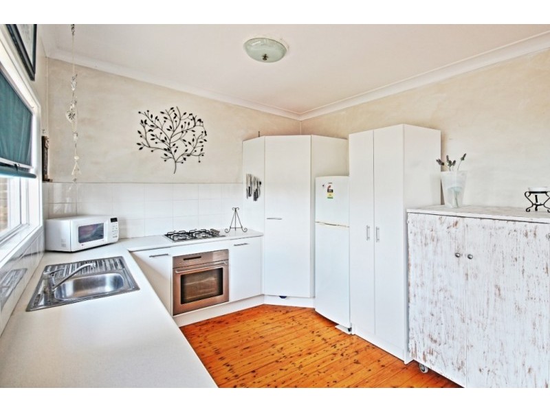 19 Elizabeth Drive, Vincentia NSW 2540