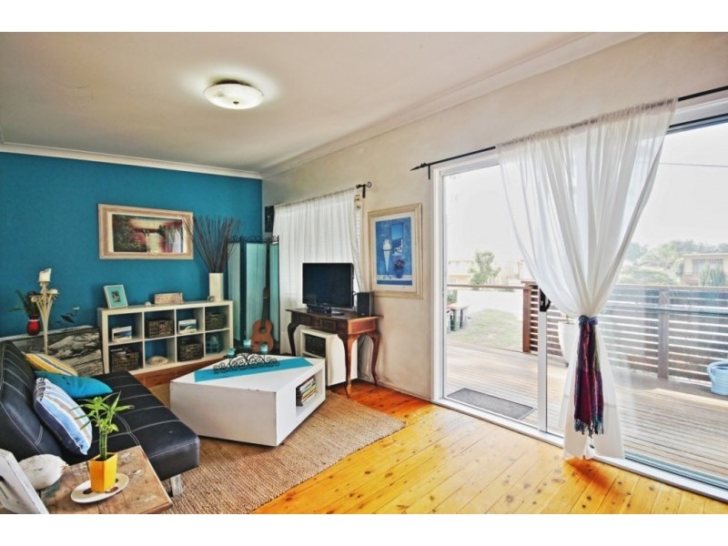 19 Elizabeth Drive, Vincentia NSW 2540