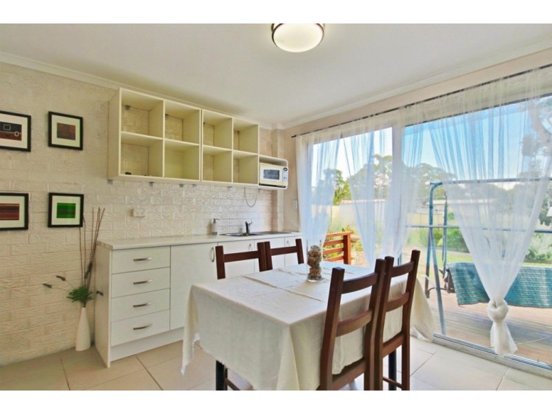 19 Elizabeth Drive, Vincentia NSW 2540