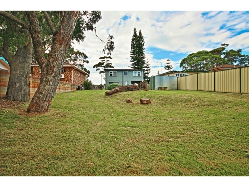 19 Elizabeth Drive, Vincentia NSW 2540