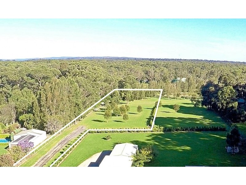 26B Streamside Street, Woollamia NSW 2540