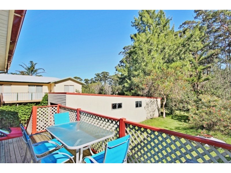 722 Woollamia Road, Woollamia NSW 2540