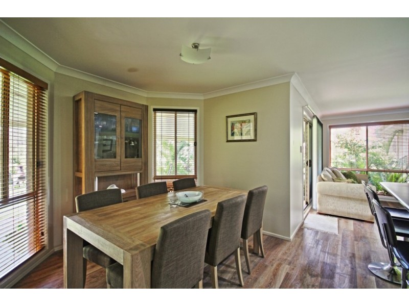 26 Streamside Street, Woollamia NSW 2540