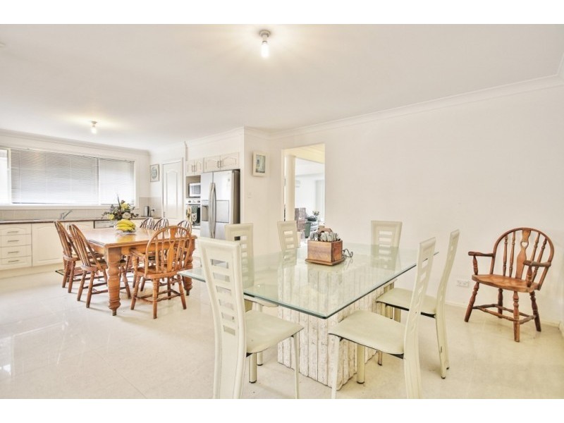 17 McGowen Street, Old Erowal Bay NSW 2540