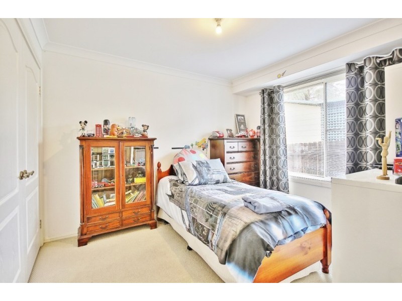 17 McGowen Street, Old Erowal Bay NSW 2540