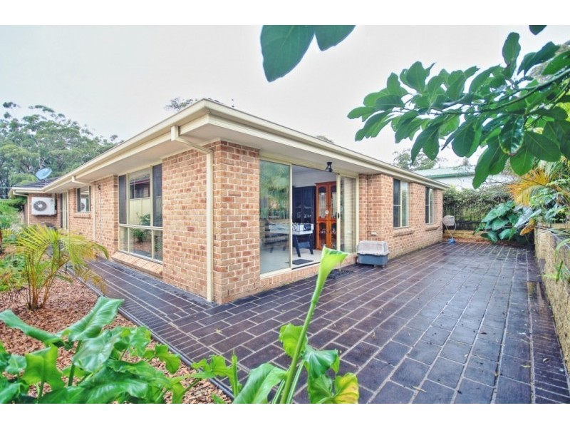 17 McGowen Street, Old Erowal Bay NSW 2540